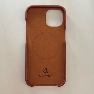 Novada Leather iPhone 15 Case with MagSafe